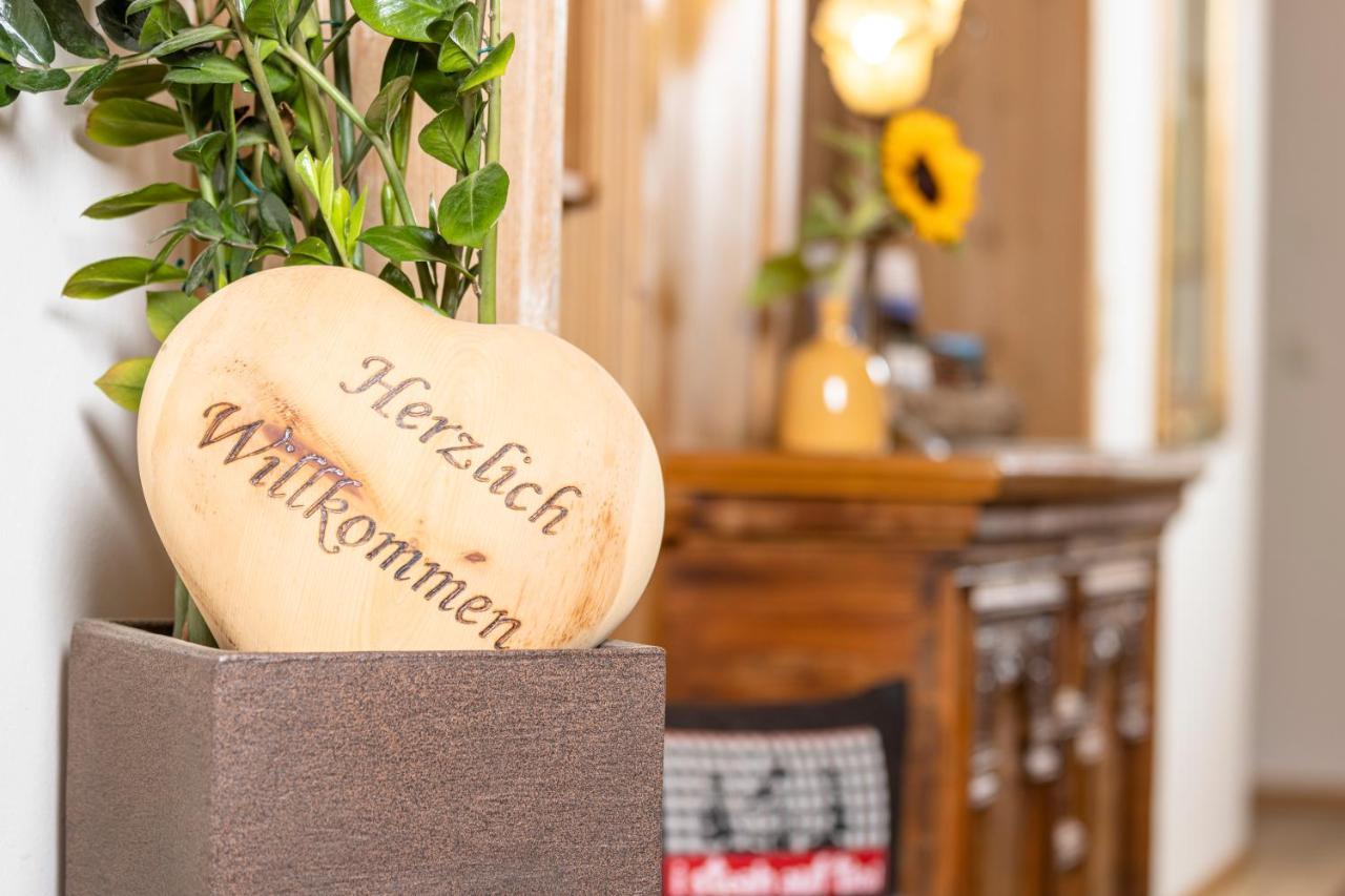 Appart & Hotel Garni Villa Knauer Mayrhofen Buitenkant foto