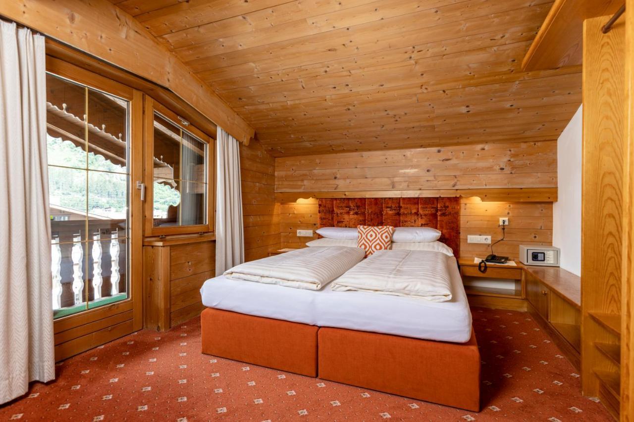 Appart & Hotel Garni Villa Knauer Mayrhofen Buitenkant foto