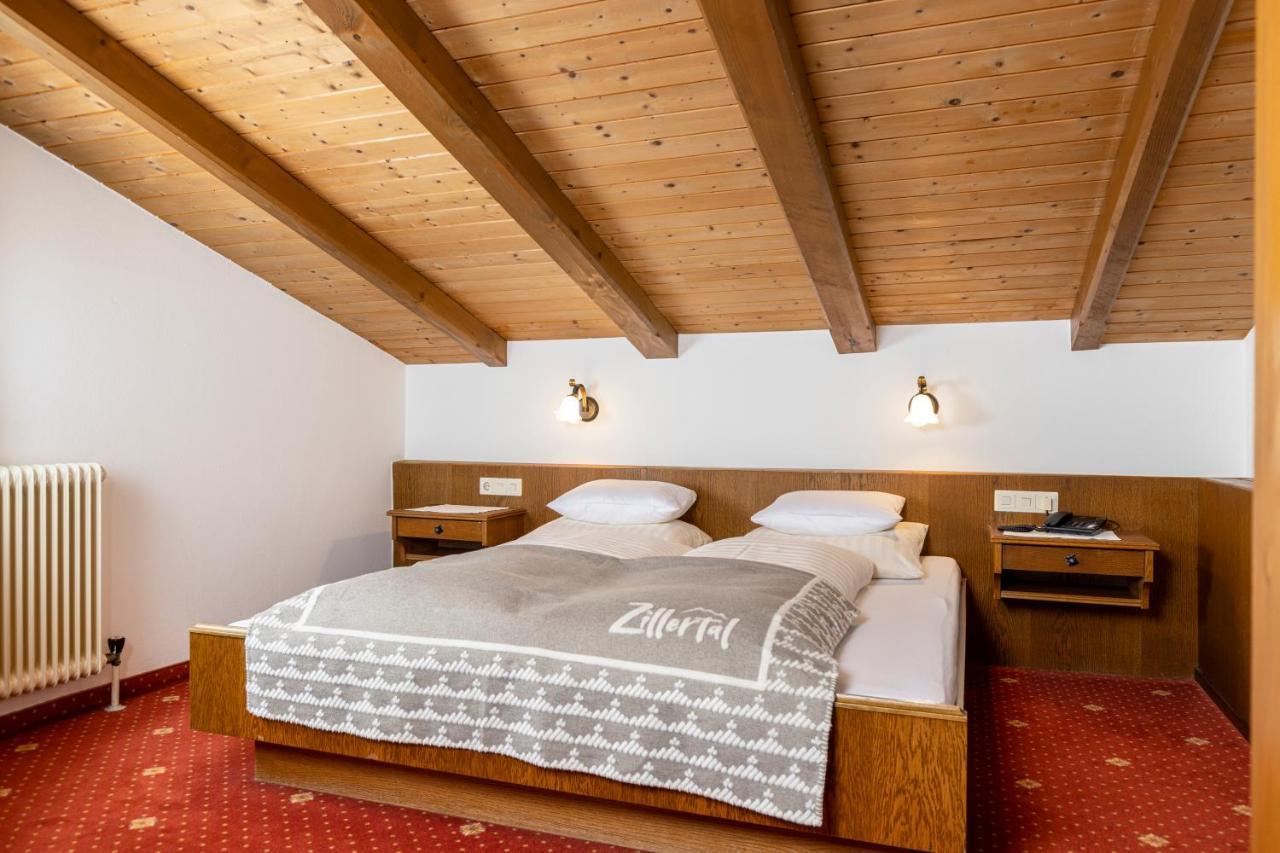 Appart & Hotel Garni Villa Knauer Mayrhofen Buitenkant foto
