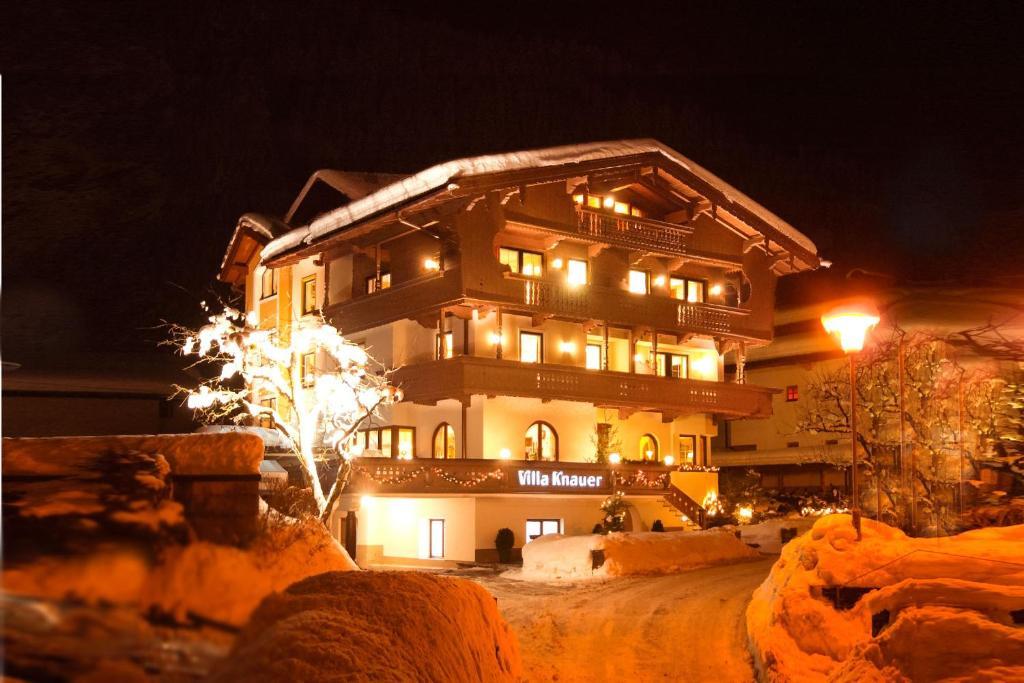 Appart & Hotel Garni Villa Knauer Mayrhofen Buitenkant foto