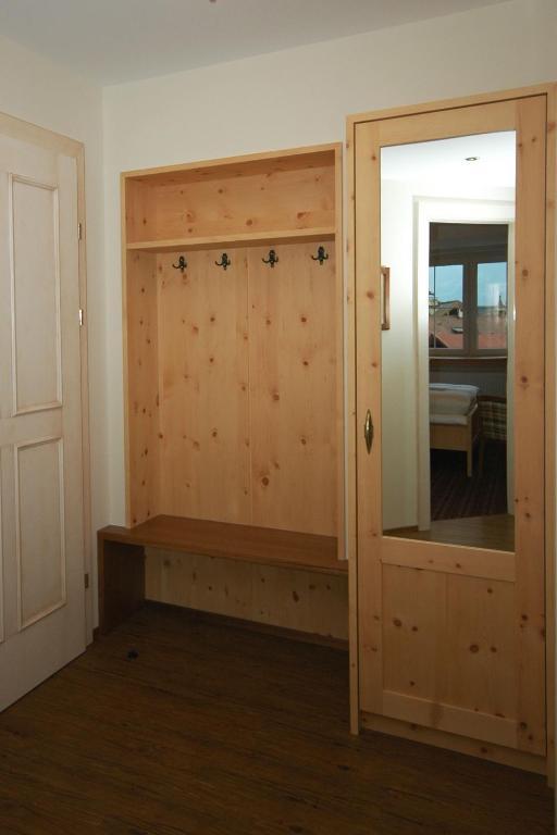 Appart & Hotel Garni Villa Knauer Mayrhofen Kamer foto
