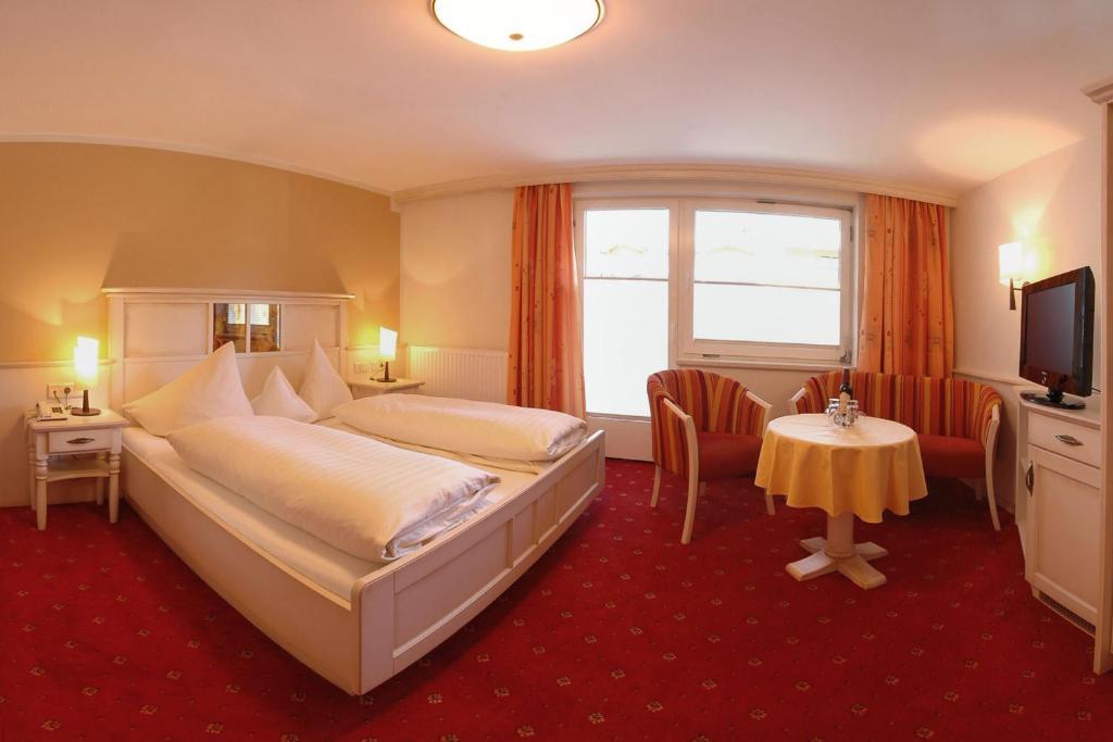 Appart & Hotel Garni Villa Knauer Mayrhofen Buitenkant foto