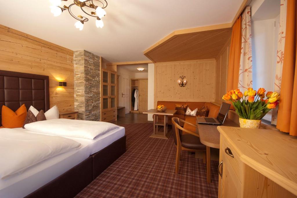 Appart & Hotel Garni Villa Knauer Mayrhofen Kamer foto